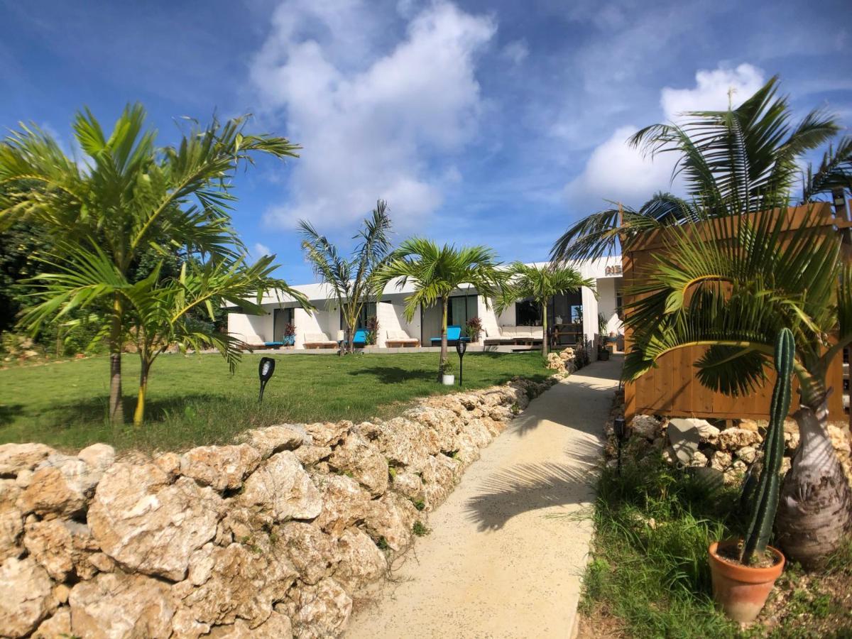 Nest Iriomote Hotel Urauchi Екстериор снимка